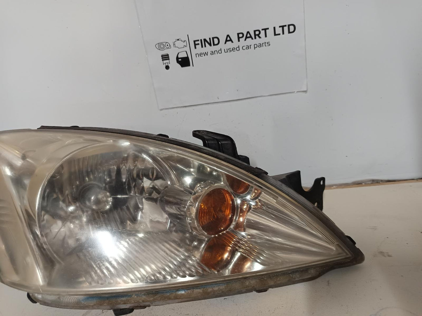 Sep 2003 to Dec 2008- Mitsubishi Lancer CH CS ES LS Exceed Sedan Station Wagon- Right Headlight
