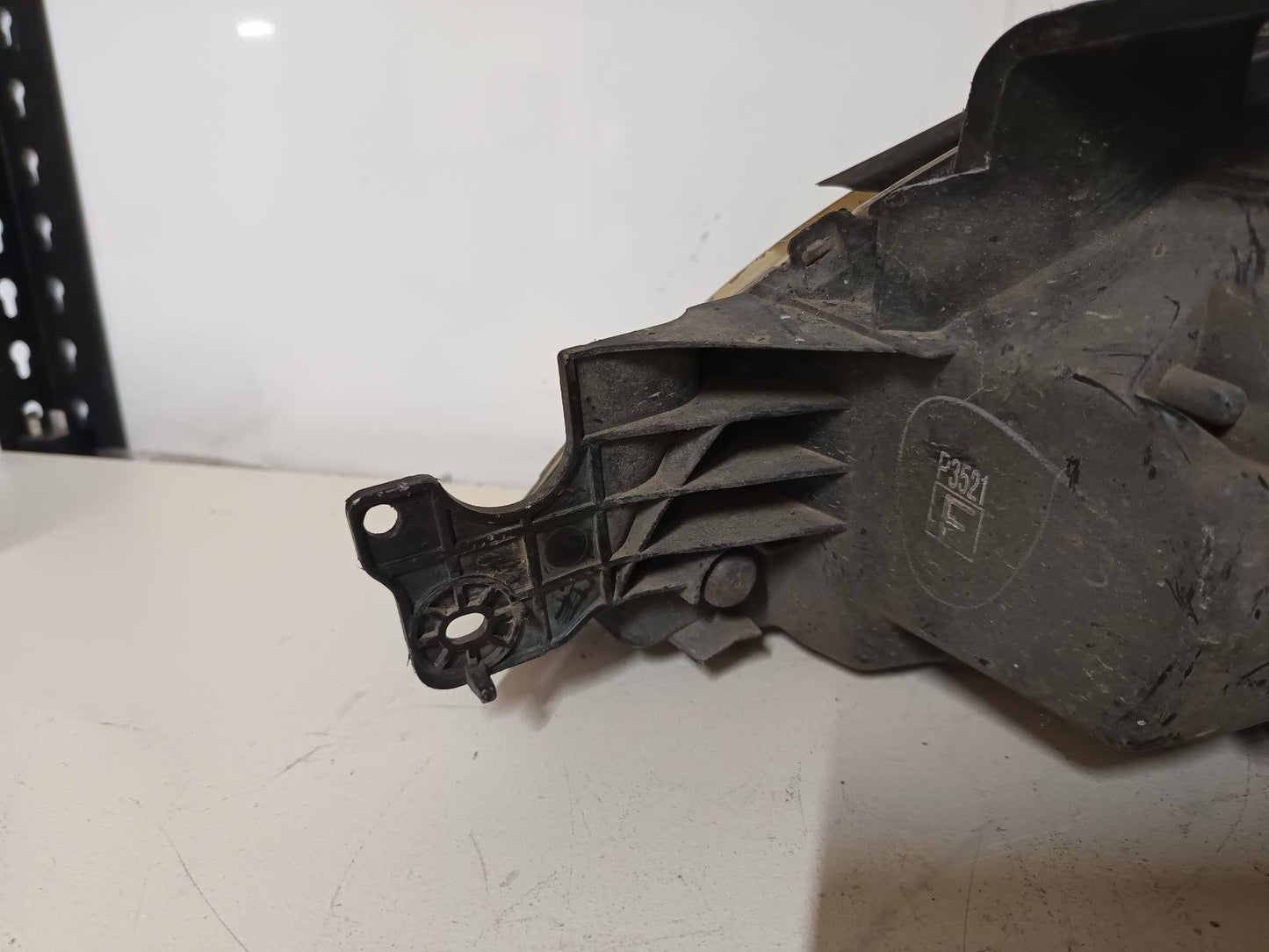 Sep 2003 to Dec 2008- Mitsubishi Lancer CH CS ES LS Exceed Sedan Station Wagon- Right Headlight