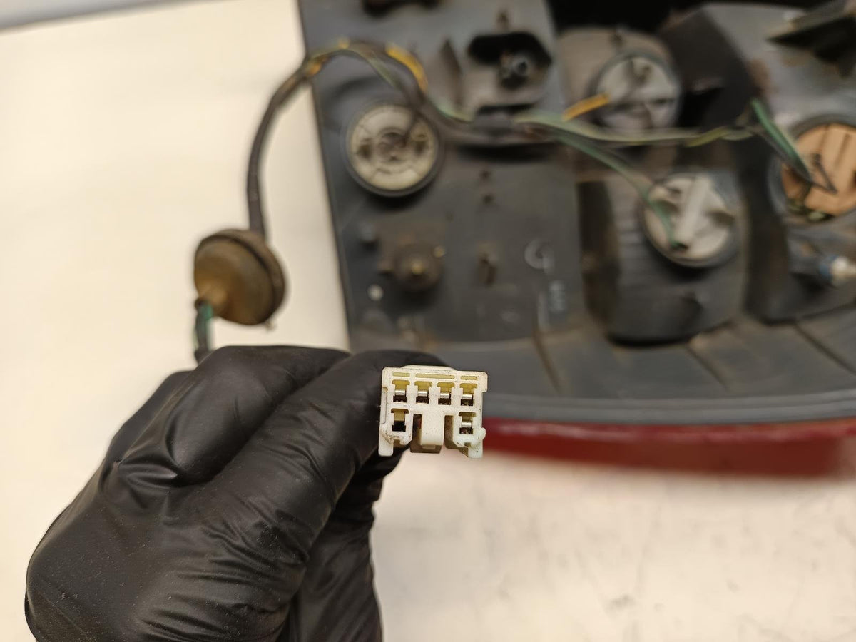 Sep 1998 to May 2002 - Mazda 323 BJ Hatchback - Left Taillight