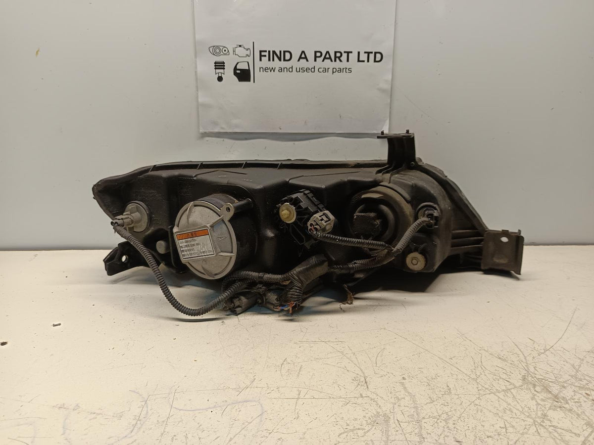 Jun 2005 to Apr 2009 - Ford Focus LS LT - Left Headlight