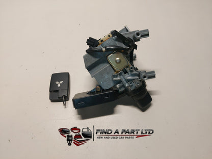 2008 Mitsubishi Outlander CW*W - Ignition With Key PN: SL-M11, G8D-640M-RAM