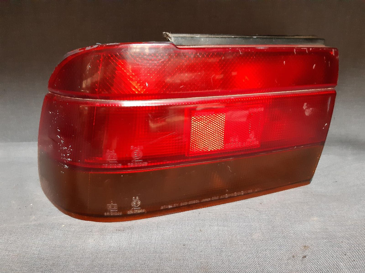 Sep 1988 to Sep 1992 - Mitsubishi Lancer CA CB Sedan Hatchback 5 Door - Left Taillight