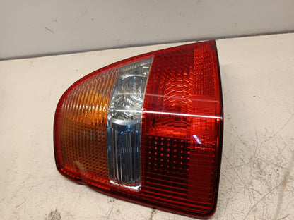 Apr 2000 to Jan 2002 - Honda Odyssey RA - Left Taillight - Orange Flasher Type