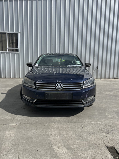 2010-2014 Volkswagen Passat B7 WVWZZZ3CZBE371571