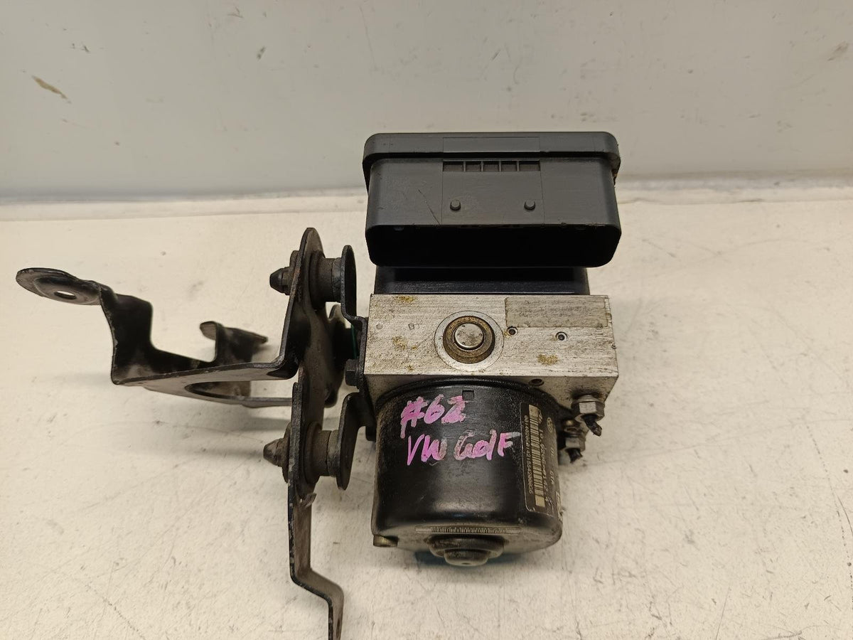 Jun 2004 to Feb 2009- Volkswagen Golf GEN 5- ABS Pump/Modulator- PN: 1K0614517J