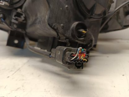 Nov 2006 to Oct 2007 - Mitsubishi Outlander ZG - Right Headlight - Xenon Type