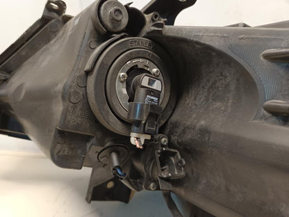 Nov 2006 to Oct 2007 - Mitsubishi Outlander ZG - Right Headlight - Xenon Type