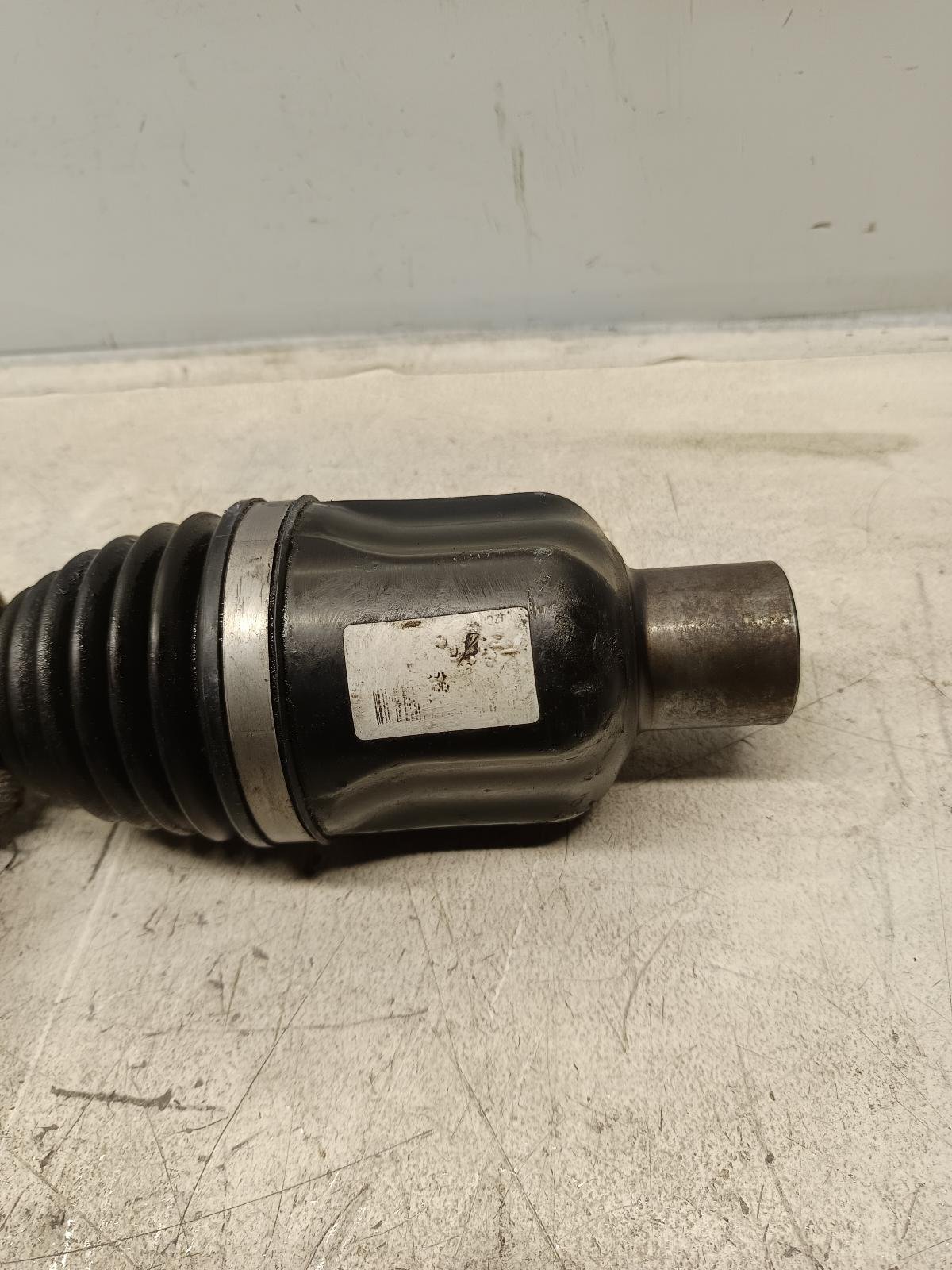 Jan 2011 to Jun 2018 - Holden Captiva CG Diesel Automatic - Right Driveshaft - Front