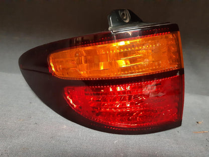 2000 to 2003 - Toyota Estima XR30 XR40 Imported - Left Taillight - Amber/Dark Red, Lens# 28-141