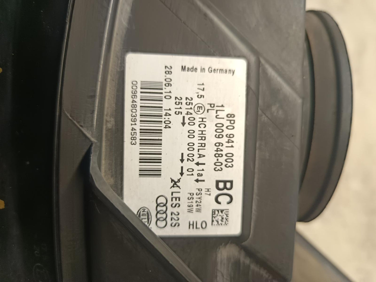 Jul 2008 to Apr 2013- Audi A3 8P- Left Headlight- Halogen Type