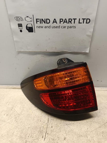 2000 to 2003 - Toyota Estima XR30 XR40 Imported - Left Taillight - Amber/Dark Red, Lens# 28-141