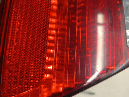 Feb 2002 to May 2004 - Honda Odyssey RA - Left Taillight - Clear Flasher Lamp Type