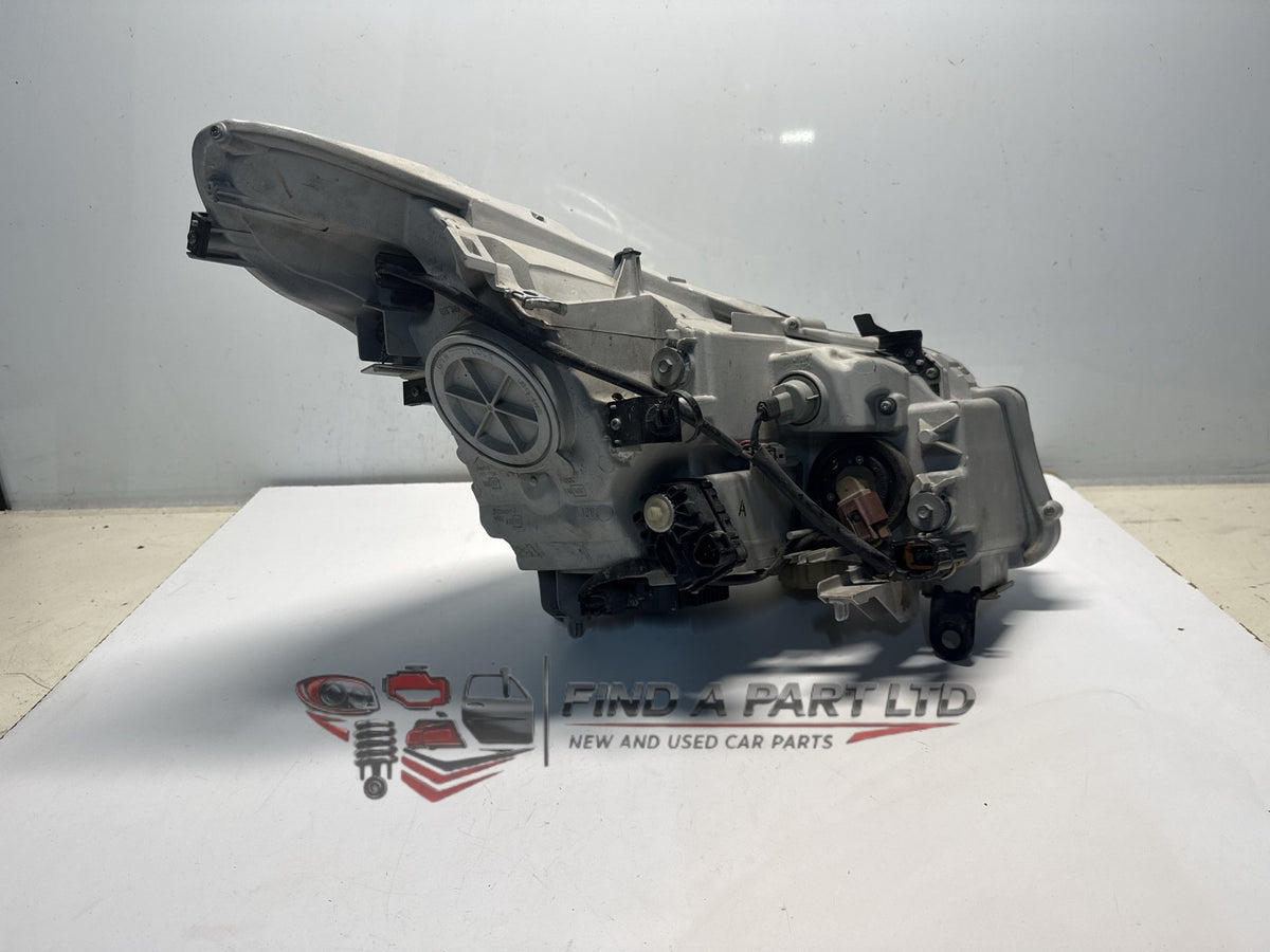 2006-2009 Nissan Skyline V36 - Left Headlight PN: 100-63861