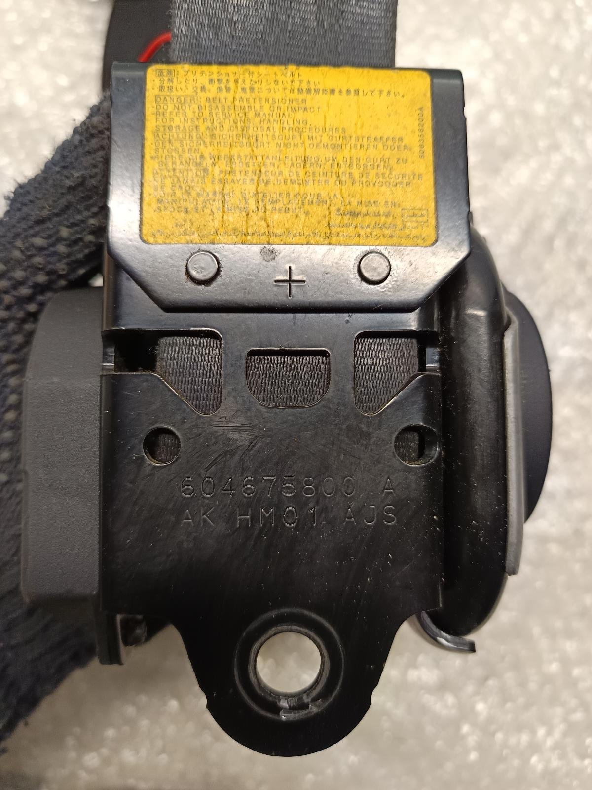 Nov 2006 to Sep 2009 - Mitsubishi Outlander ZG - Left Front Seat Belt