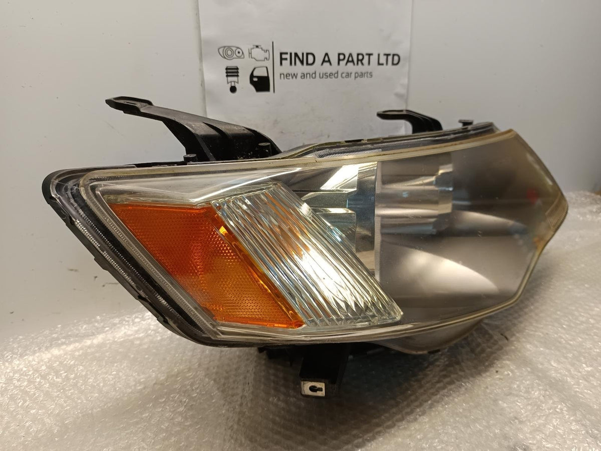 Nov 2006 to Oct 2007 - Mitsubishi Outlander ZG - Right Headlight - Xenon Type