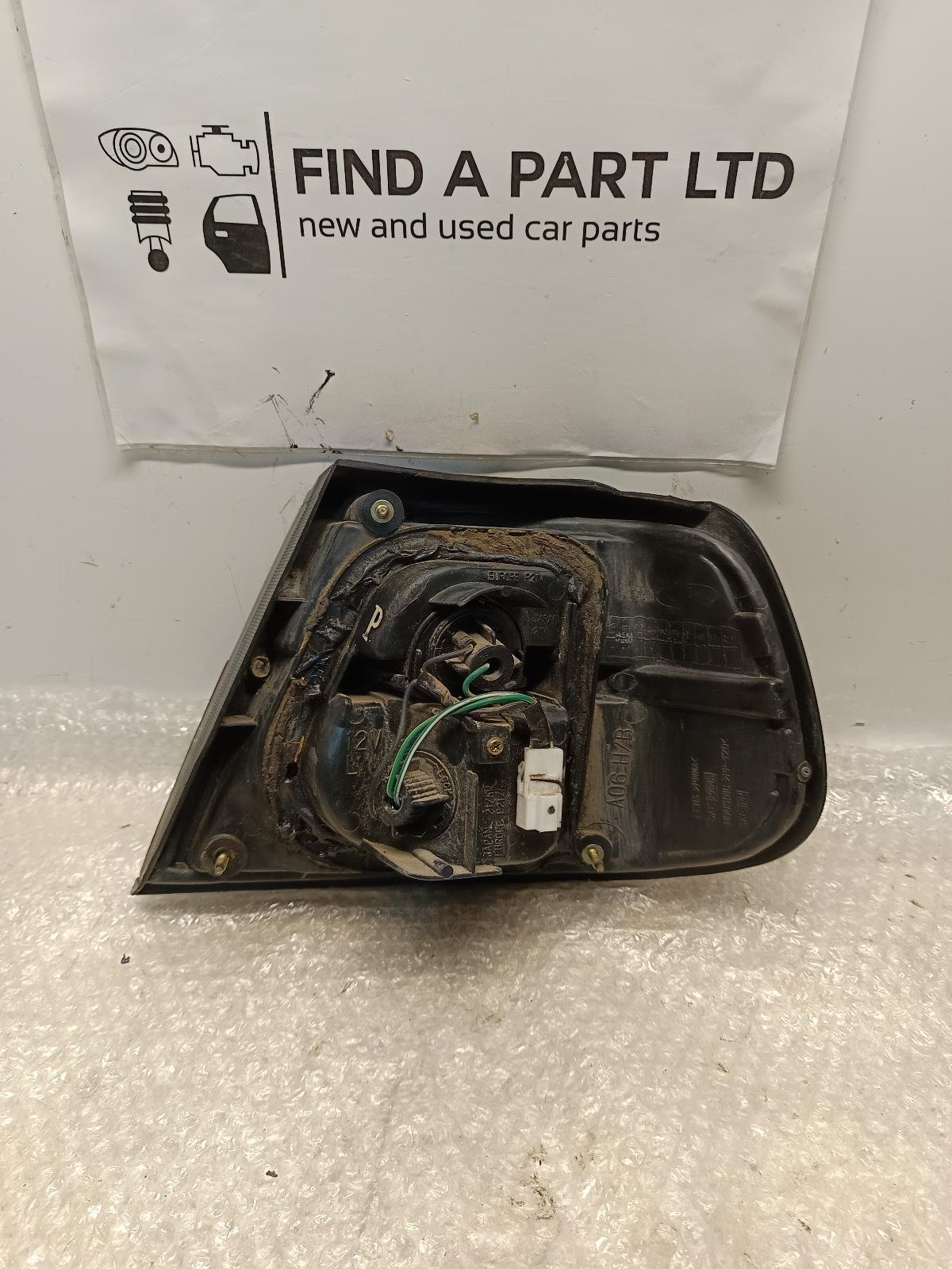 Oct 1995 to Feb 1998 - Nissan Pulsar N15 Hatchback - Left Taillight - Lens# 4728