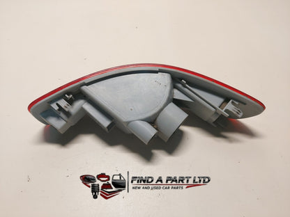 2008 Mitsubishi Outlander CW*W - Left Rear Bumper Reflector PN: A048333