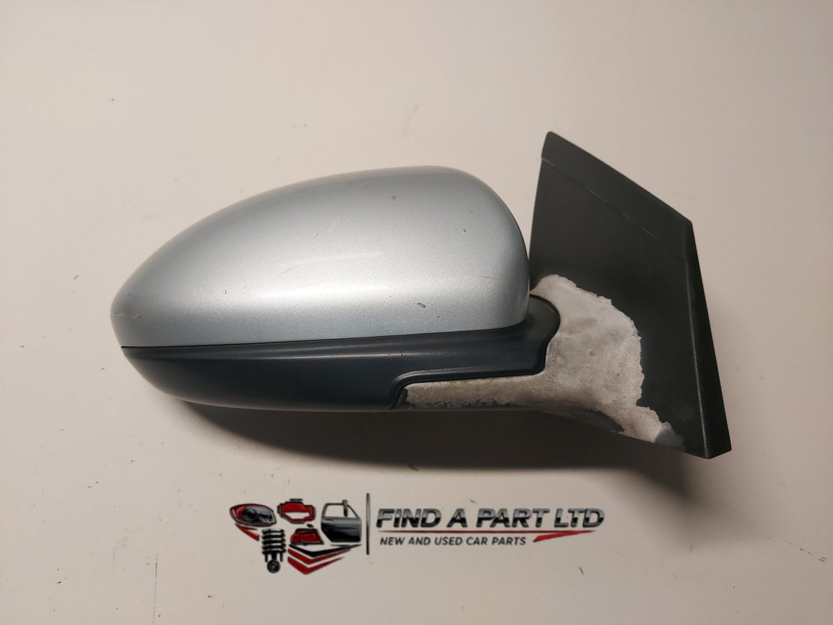 2011 Holden Cruze JH - Right Door Mirror PN: E13 027379