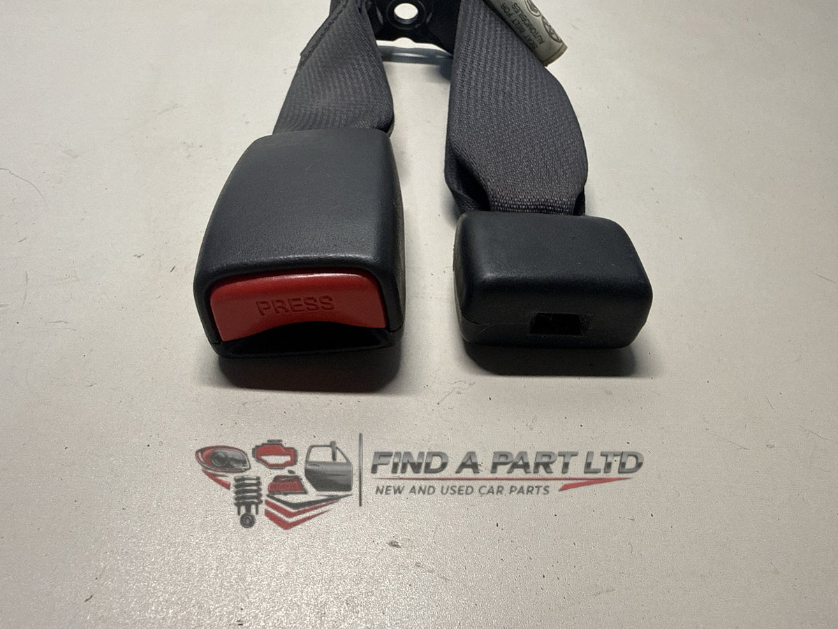2004 Toyota Corolla E120 - Left Rear Centre Seat Belt Stalk PN: TK-AB0-EF608