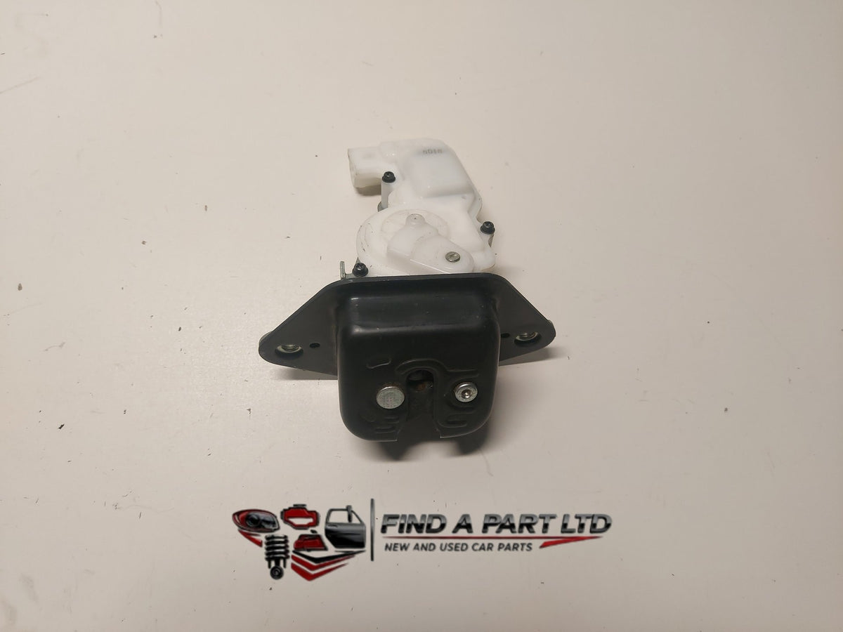 2007 Honda CR-V RE4 - Tailgate Lock Mechanism PN: