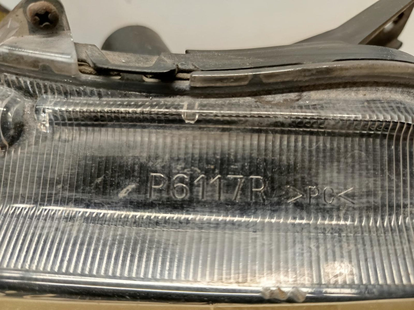 Mitsubishi Lancer- Right Headlight