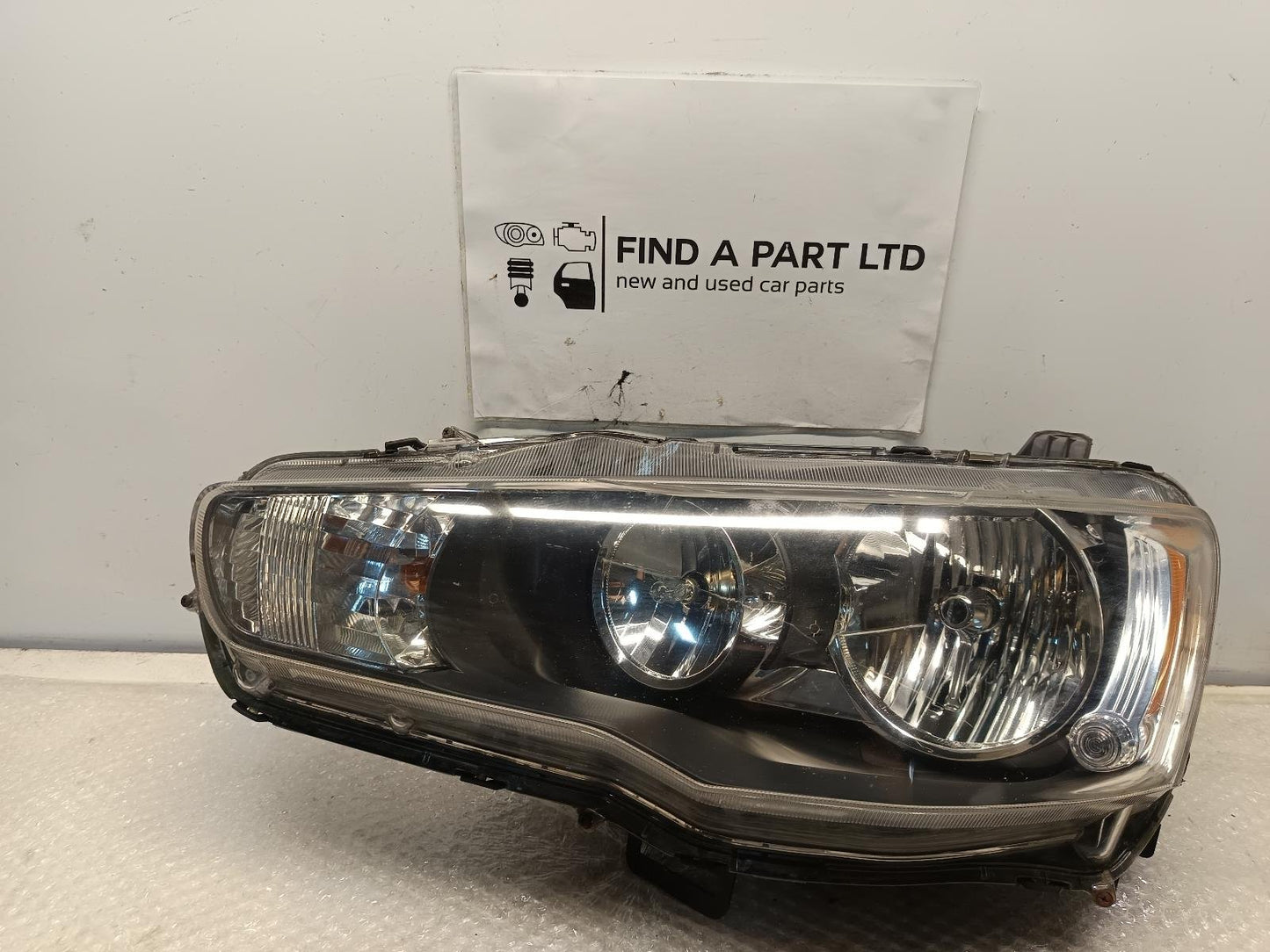 Jul 2007 to Oct 2015 - Mitsubishi Lancer CJ Sedan Hatchback - Right Headlight - Halogen Type
