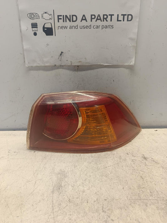 Jul 2007 to Jul 2009 - Mitsubishi Lancer CJ Sedan - Right Taillight - Red Insert Type