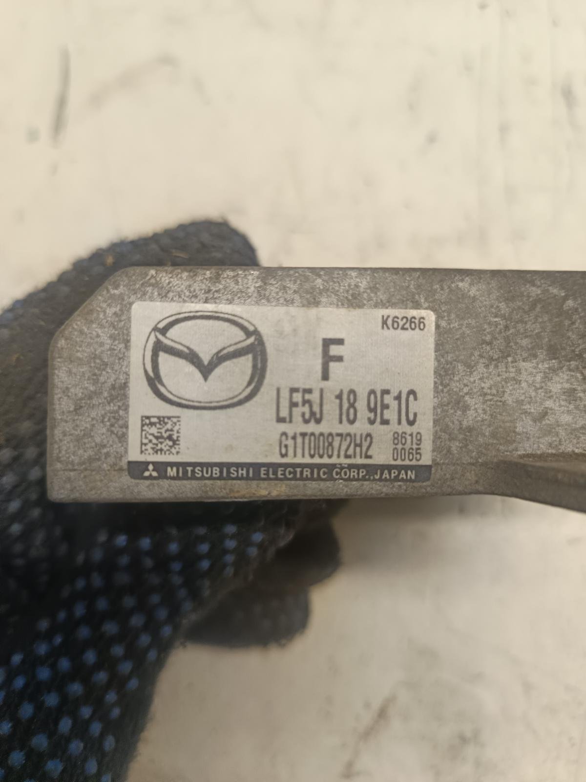 2008 Mazda Premacy CR - Transmission Control Module PN: LF5J 18 9E 1C