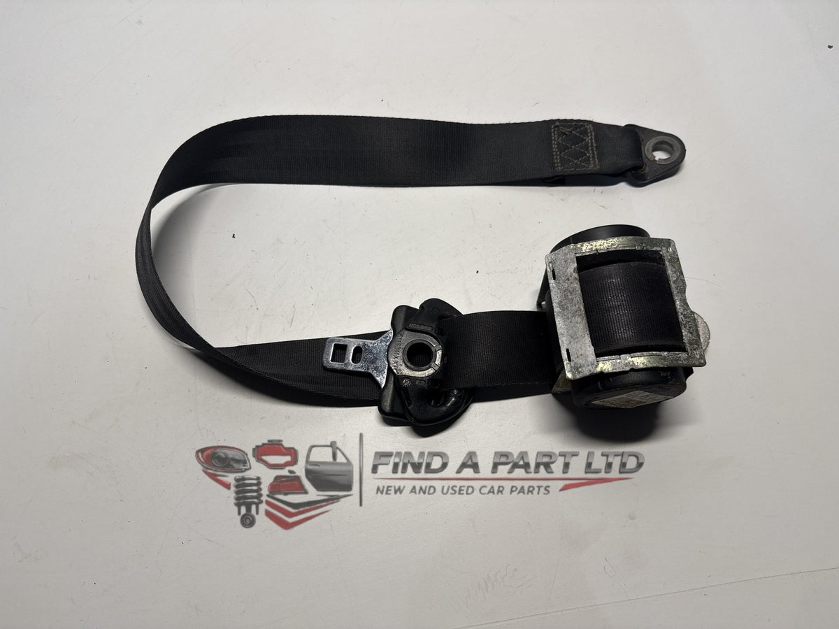2004-2006 Holden Commodore VZ - Left Front Seat Belt PN: 92116754