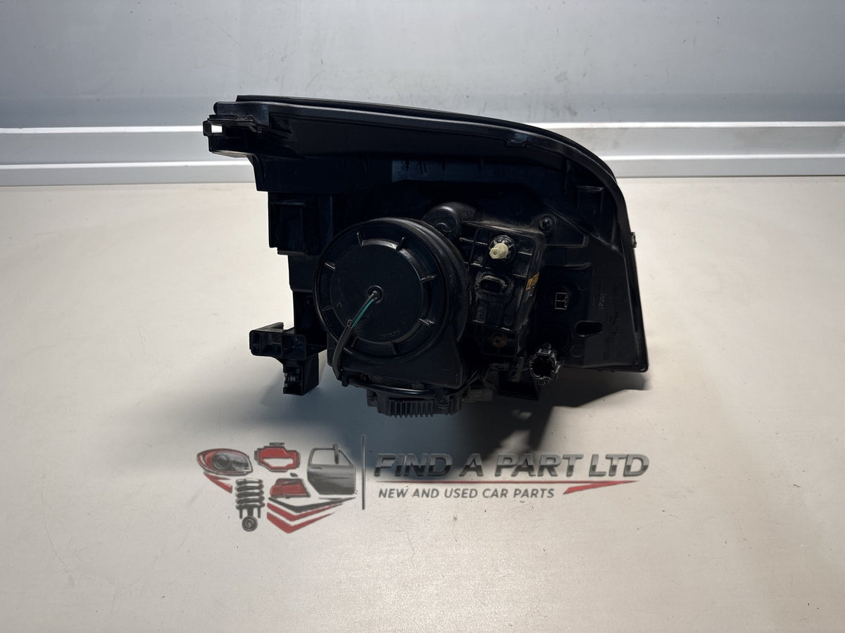 2006 Nissan X-Trail T30 - Left Headlight PN: 1670