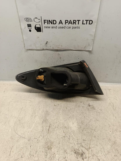 Aug 2005 to Nov 2007- Mazda Mazda6 GG GY Sedan Hatchback- Right Taillight- Body Mounted, Lens# 220-61980
