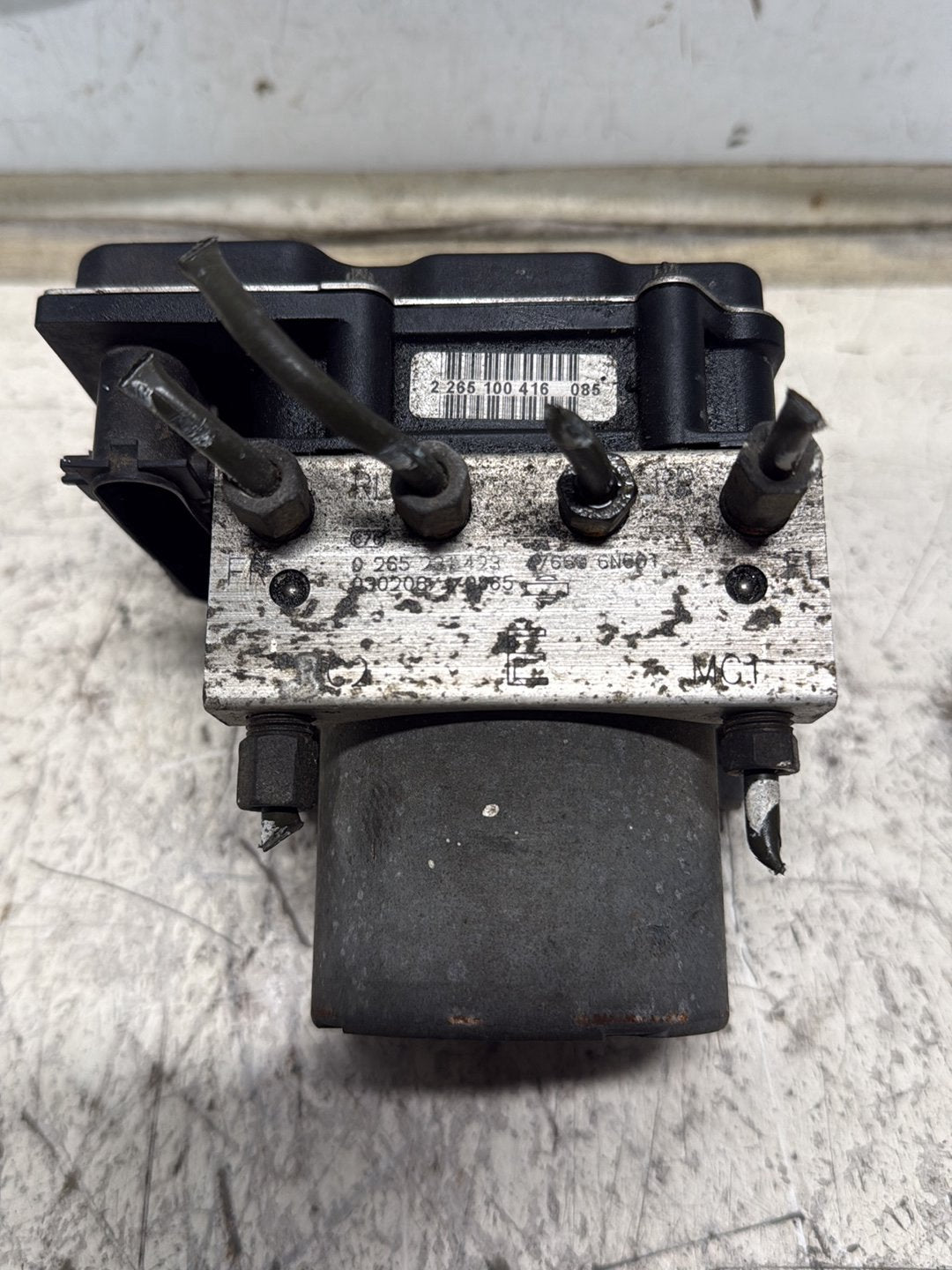 2000-2005 Nissan Bluebird Sylphy- ABS Pump PN: 0265 231 423