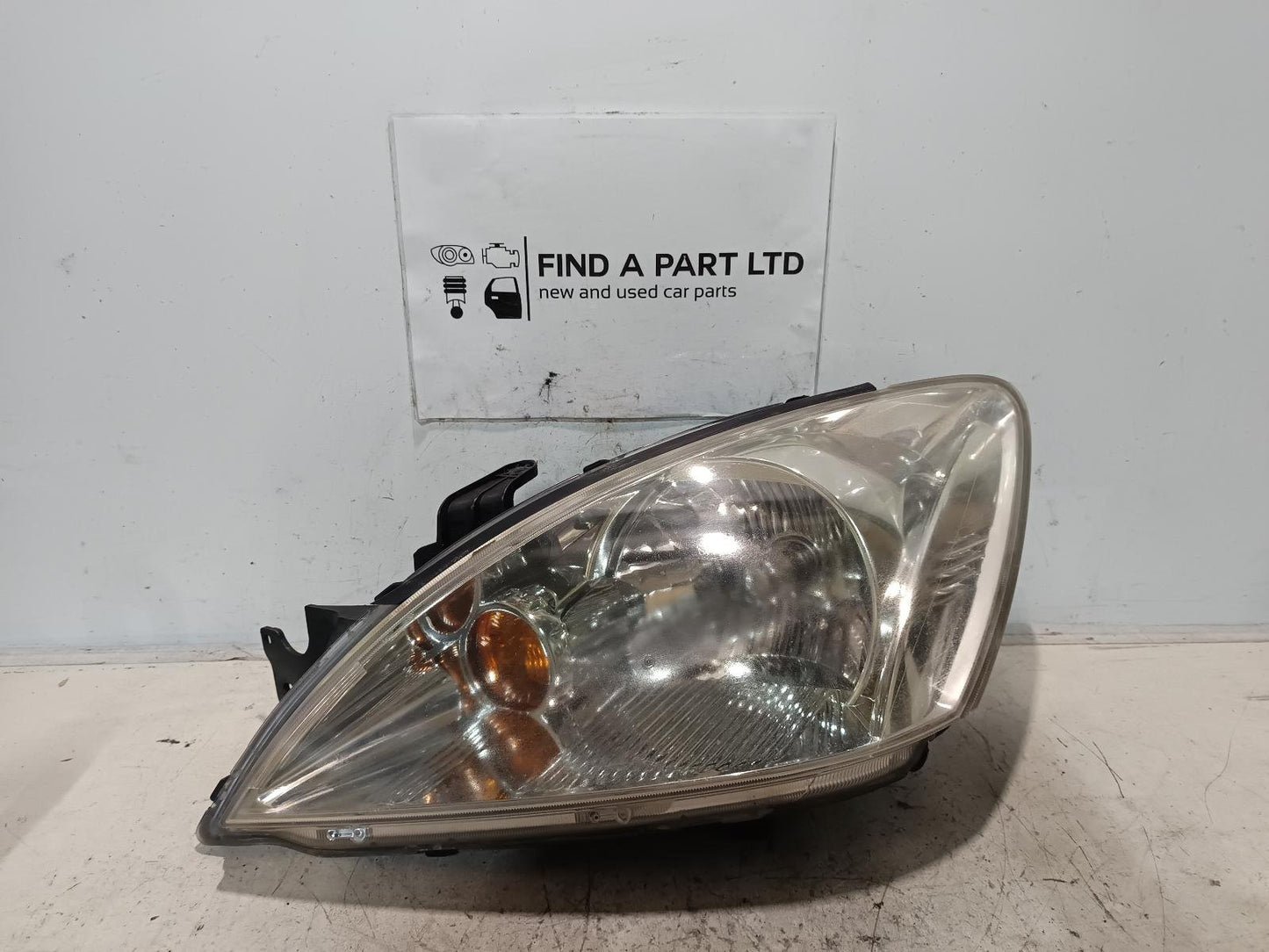 Sep 2003 to Dec 2008- Mitsubishi Lancer CH CS ES LS Exceed Sedan Station Wagon- Left Headlight