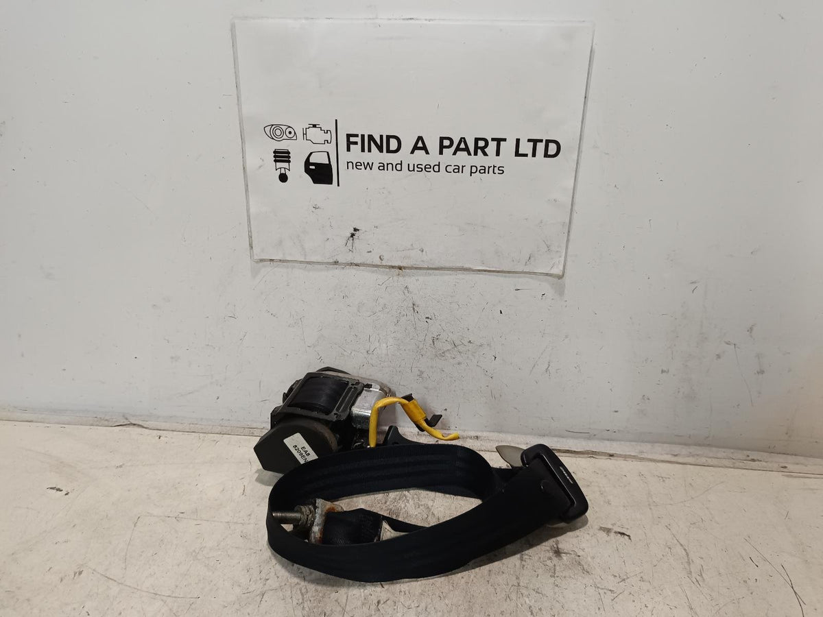 Nov 2006 to Sep 2009 - Mitsubishi Outlander ZG - Left Front Seat Belt