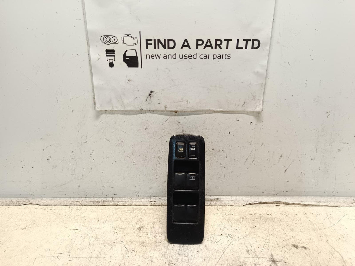 Oct 2007 to May 2014 - Nissan Dualis J10 - Right Front Master Power Window Switch