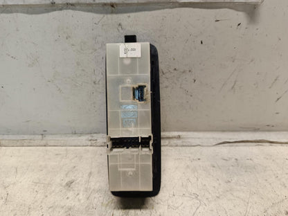 Oct 2007 to May 2014 - Nissan Dualis J10 - Right Front Master Power Window Switch