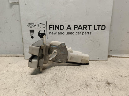 Sep 2004 to Feb 2011 - Suzuki Swift RS415 RS416 - Tailgate Lock Mechanism