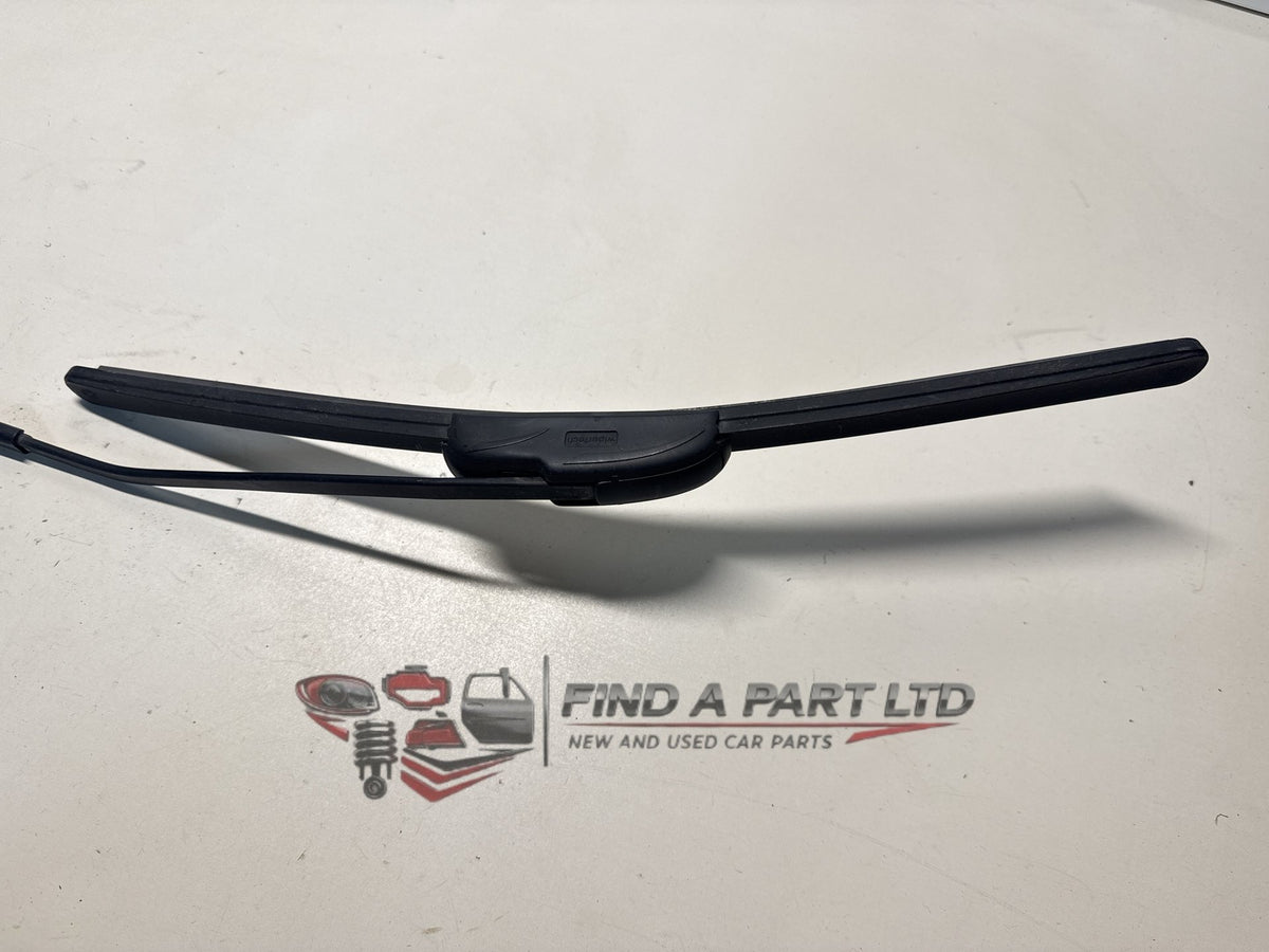 2008 Subaru Impreza GH - Left Front Wiper Arm PN:
