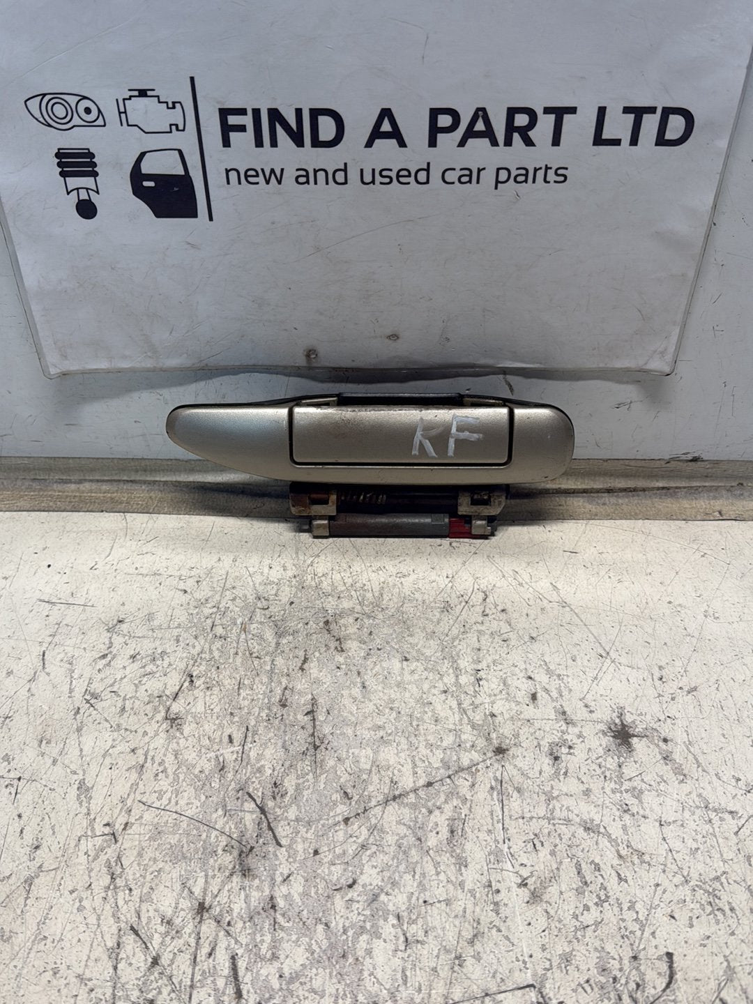 1995-2002 Nissan Primera P11 - Right Front Door Exterior Handle PN: