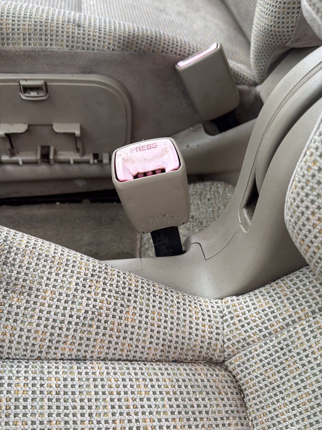 2003-2011 Toyota Raum Z20 NCZ20 - Left Front Seat Belt Stalk PN: