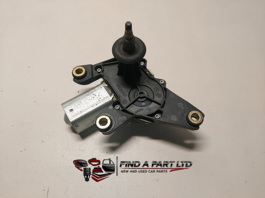 2004 Toyota Ipsum - Rear Wiper Motor PN: 530 14 012