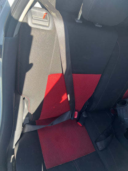 2006 Suzuki Swift ZC31S - Right Rear Seat Belt PN: