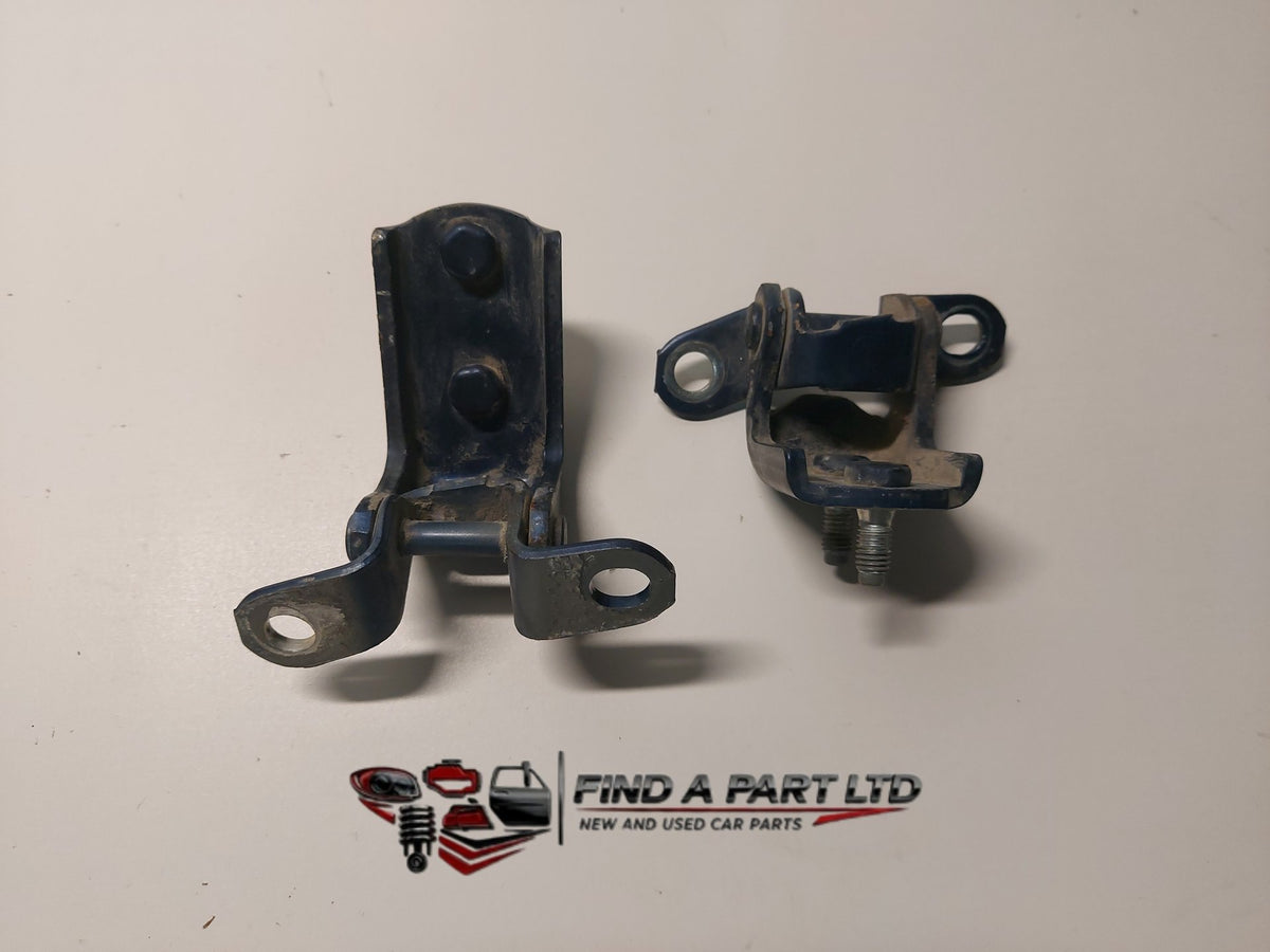 1996 Toyota Corolla E100 - Left Rear Door Hinge Set PN:
