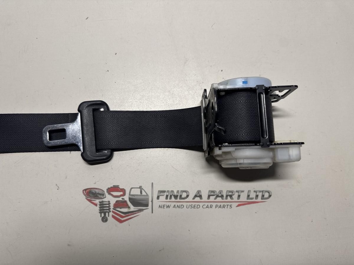 2004 Toyota Corolla E120 - Right Rear Seat Belt PN: TK-AB0-F1681