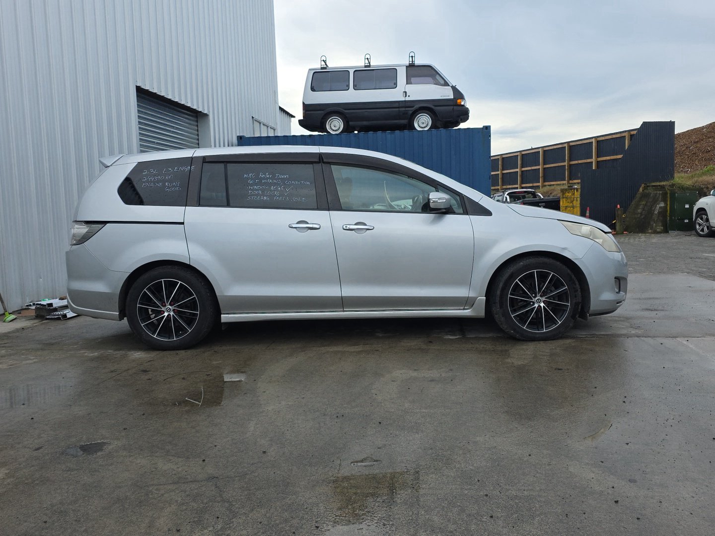 2006-2012 Mazda MPV LY LY3P