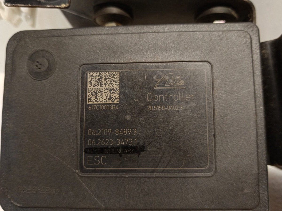 Apr 2015 to Current - Nissan Navara NP300 - ABS Pump/Modulator - PN: 476604JD2B