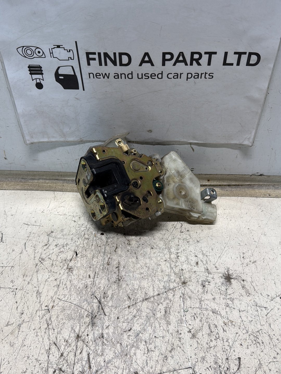2000-2005 Nissan Bluebird Sylphy- Left Rear Lock Mechanism PN:
