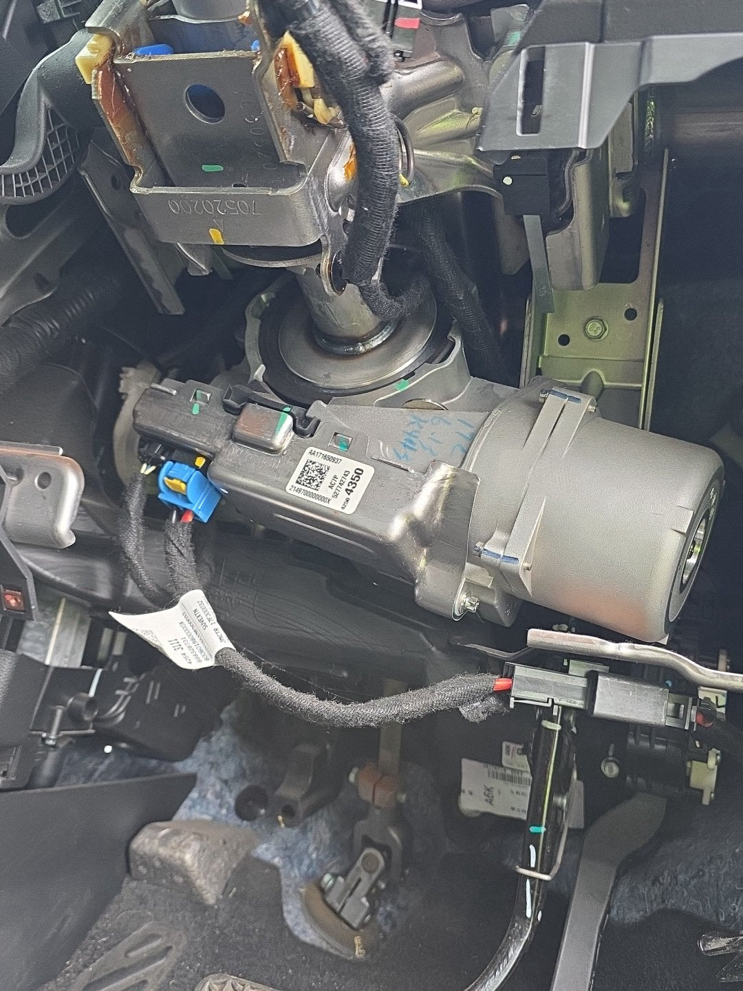 2017 Holden Trax TJ MY17 - Steering Column PN: 4250 4350