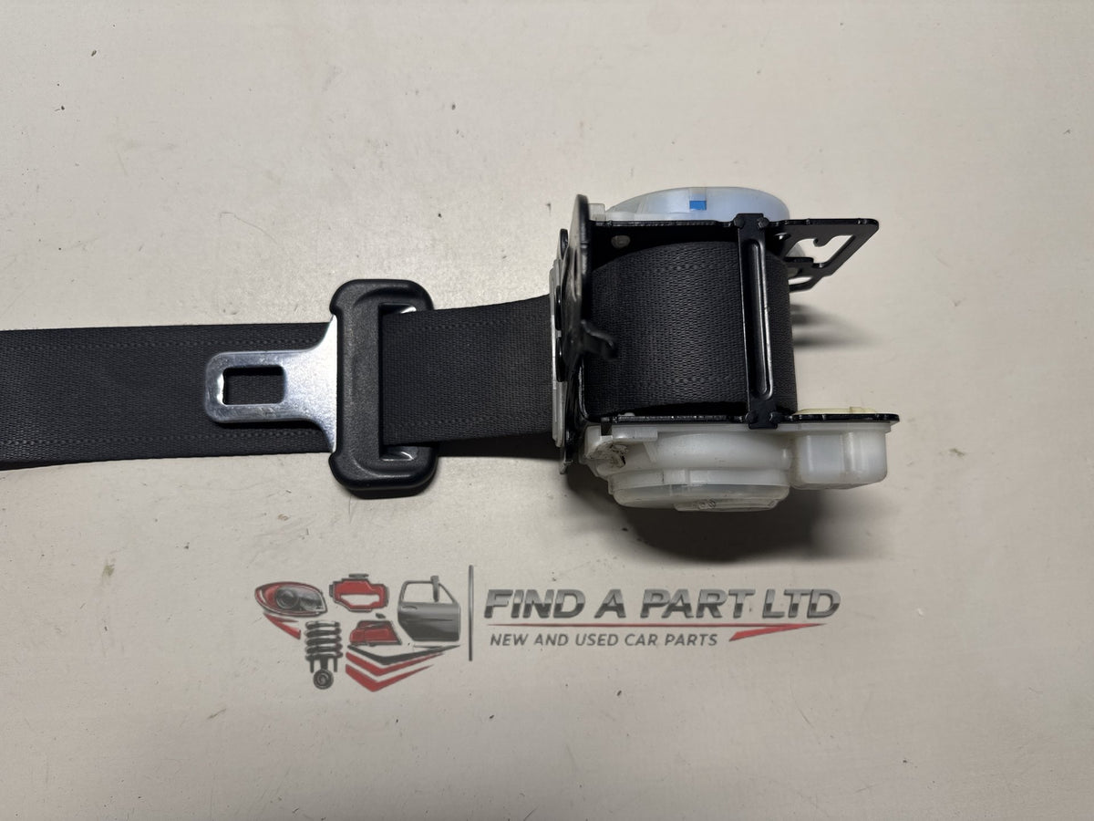 2004 Toyota Corolla E120 - Left Rear Seat Belt PN: TK-AB0-F1681