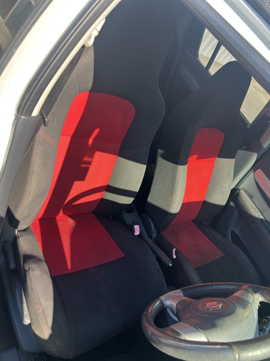 2006 Suzuki Swift ZC31S - Right Front Seat PN: